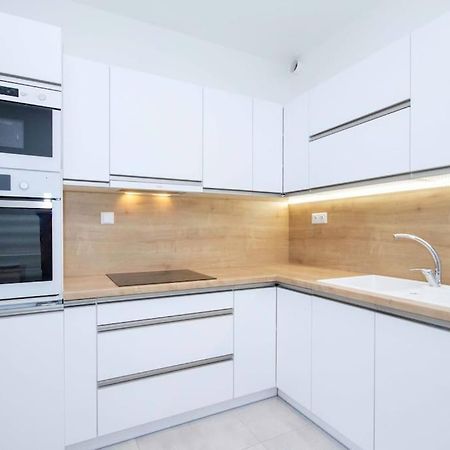 Apartment In Bratislava With Free Parking Zewnętrze zdjęcie