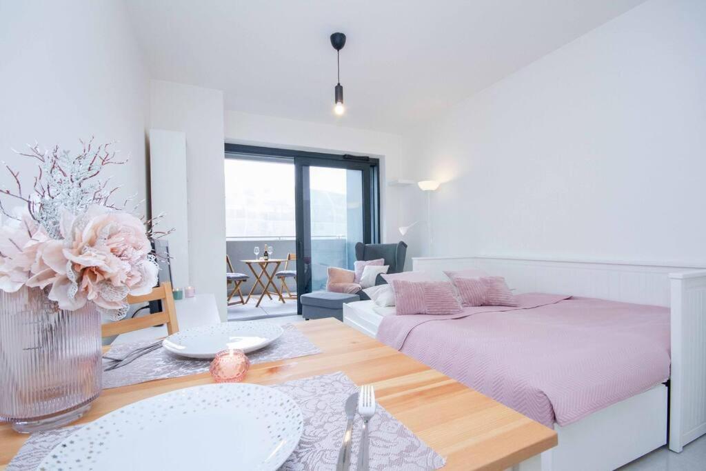 Apartment In Bratislava With Free Parking Zewnętrze zdjęcie